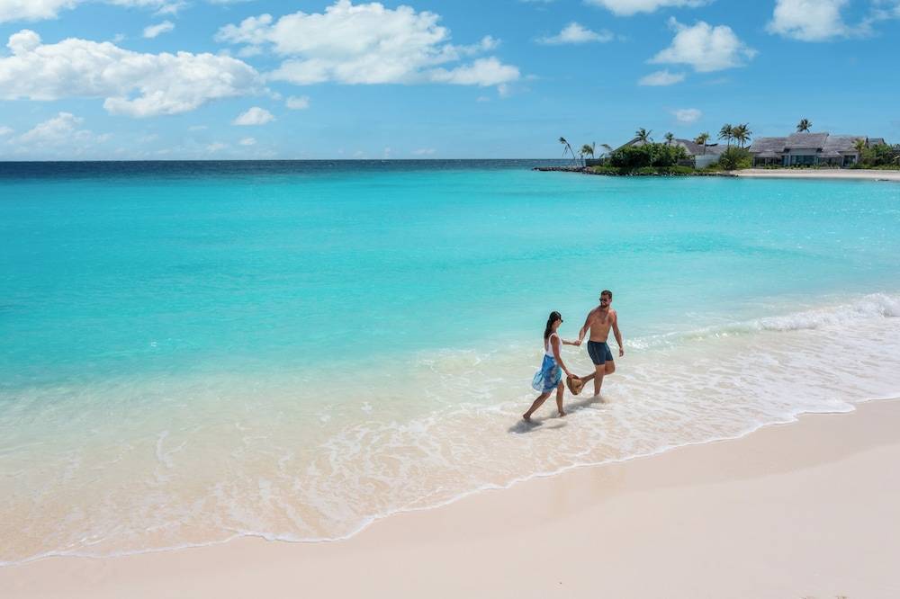 Hilton Maldives Amingiri Resort & Spa