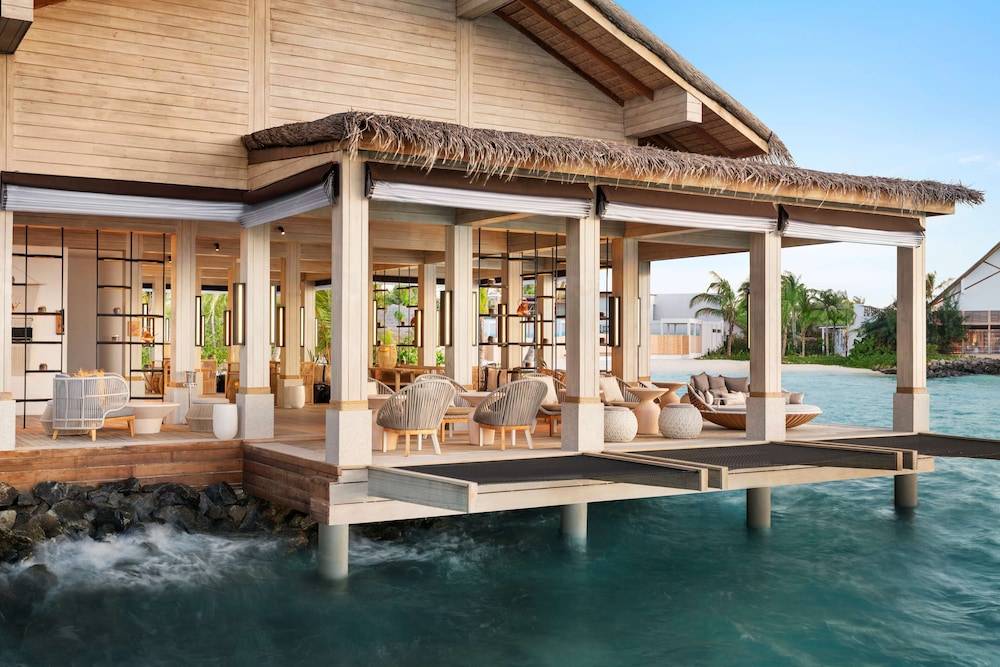 Hilton Maldives Amingiri Resort & Spa Hilton Maldives Amingiri Resort & Spa