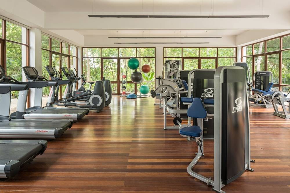 Four Seasons Resort Maldives at Landaa Giraavaru