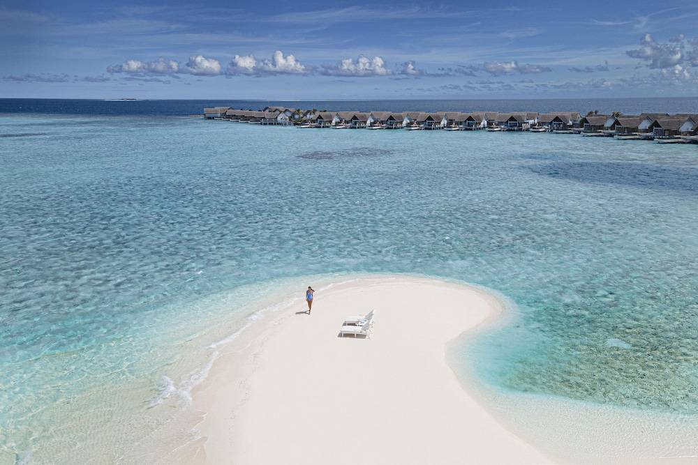 Four Seasons Resort Maldives at Landaa Giraavaru