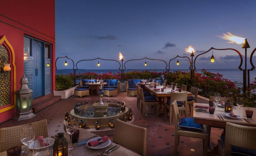 Four Seasons Resort Maldives at Landaa Giraavaru