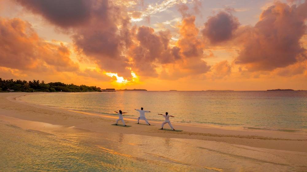 Four Seasons Resort Maldives at Landaa Giraavaru