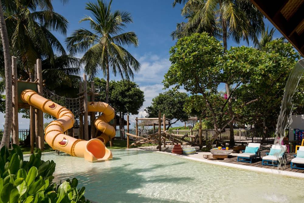 Four Seasons Resort Maldives at Landaa Giraavaru