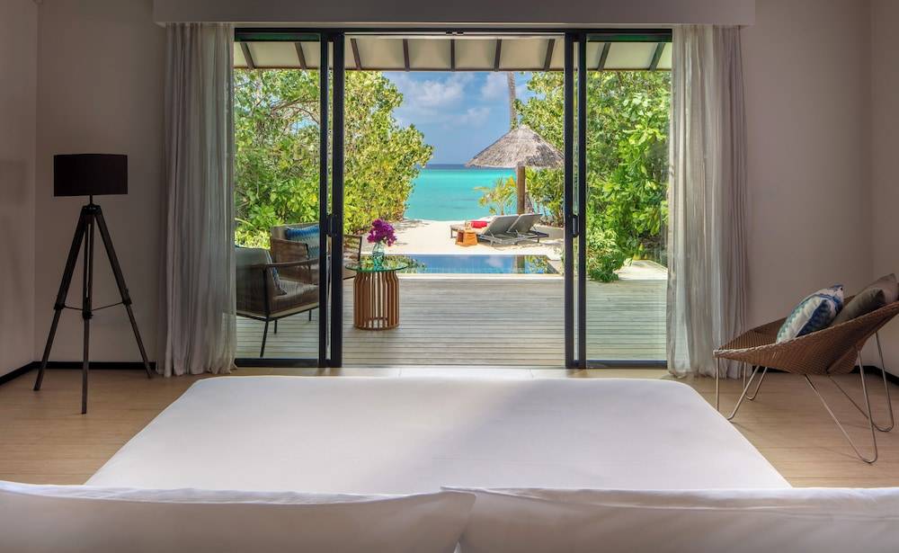 NH Collection Maldives Havodda Resort