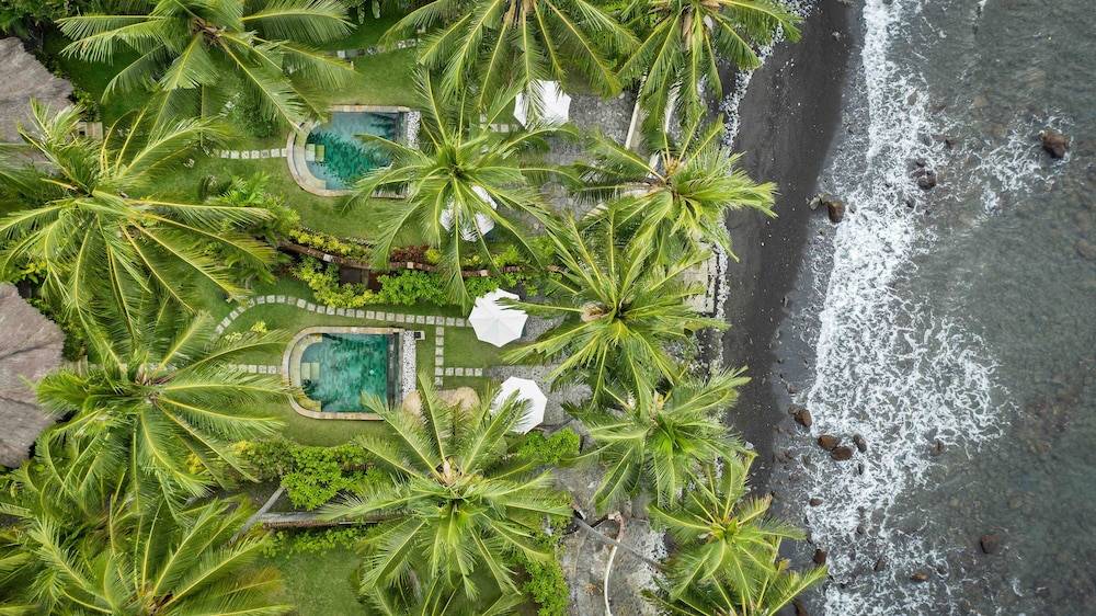 Alam Anda Ocean Front Resort & Spa