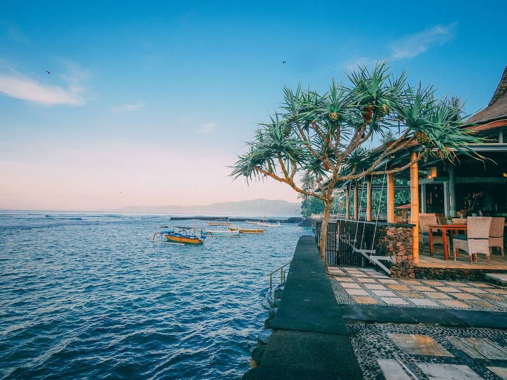 Alam Candi Dive Resort