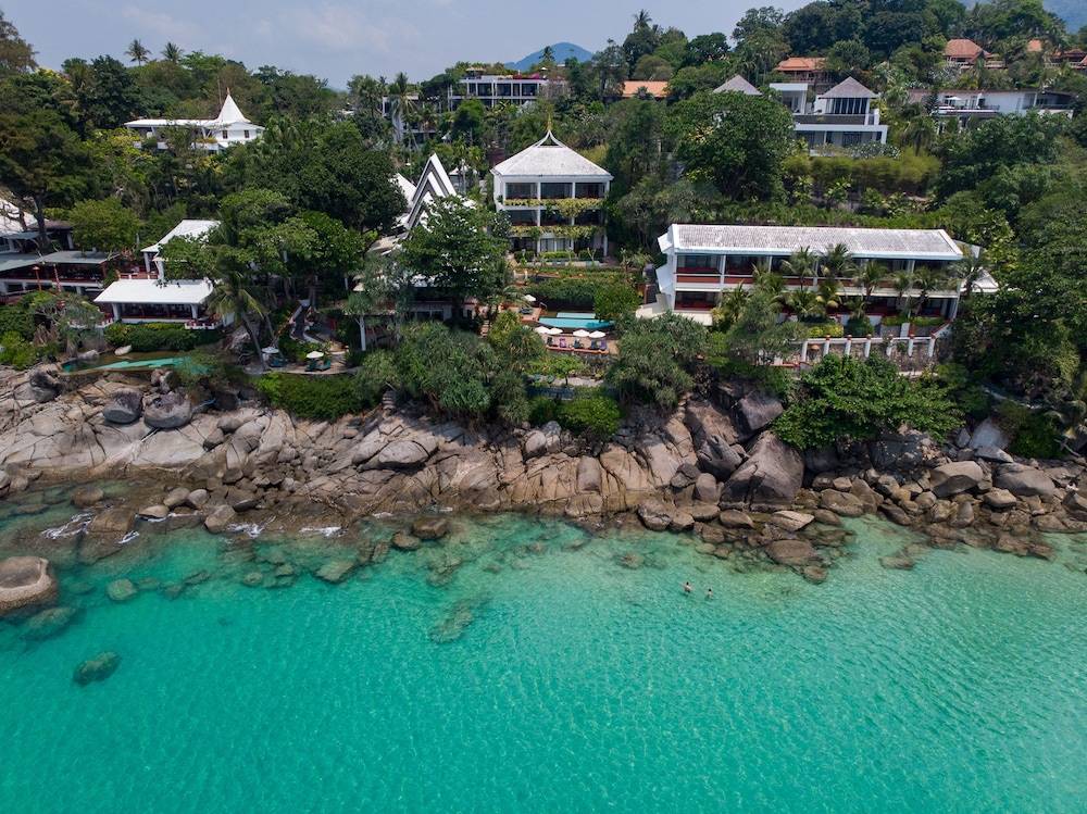 Mom Tri's Villa Royale