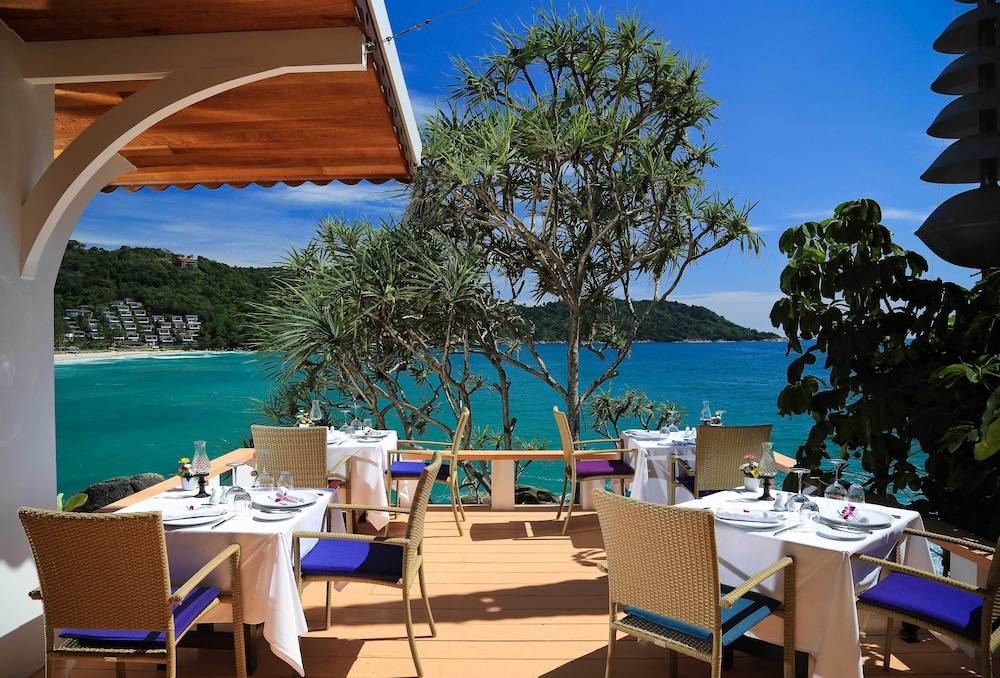 Mom Tri's Villa Royale