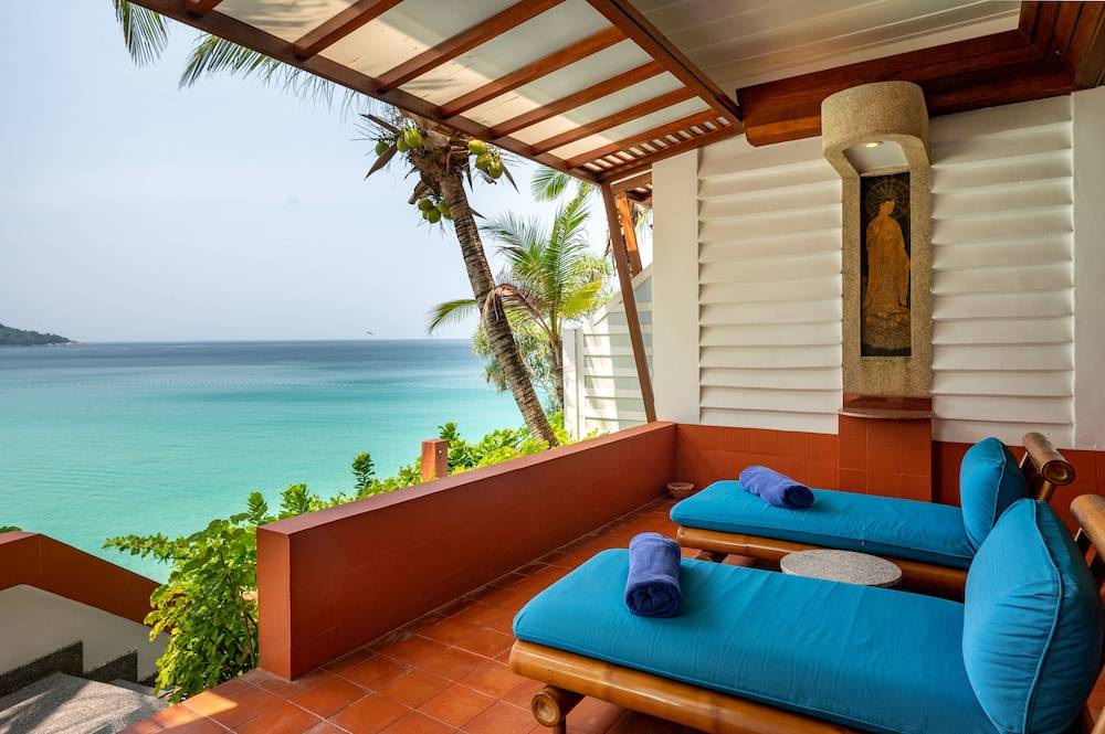 Mom Tri's Villa Royale