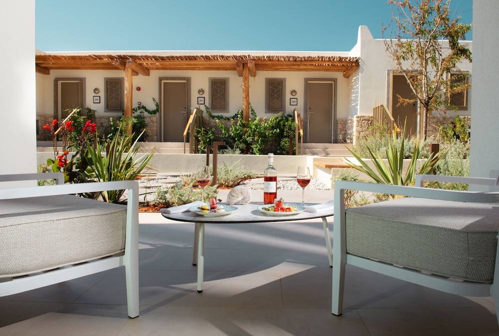 Mitsis Rinela Beach Resort & Spa