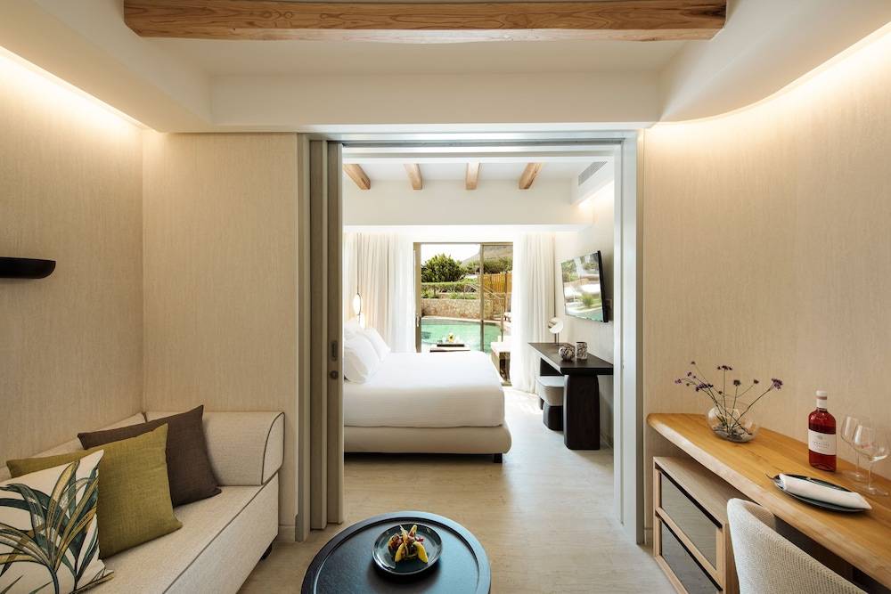 Mitsis Rinela Beach Resort & Spa