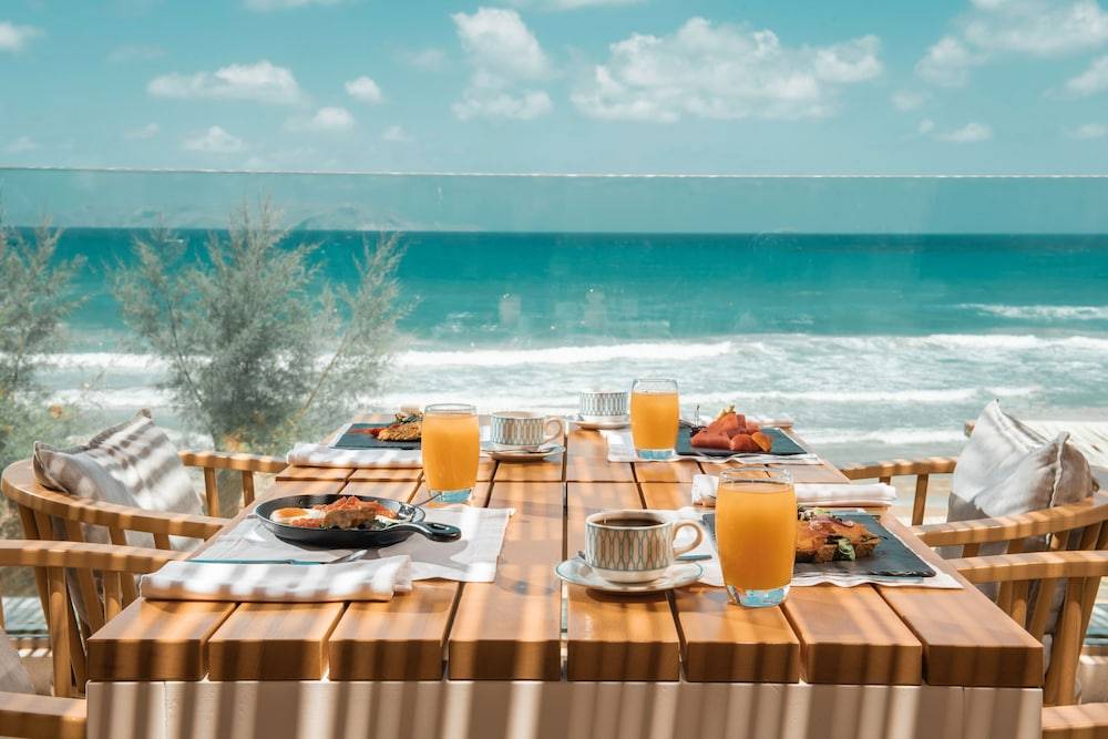 Mitsis Rinela Beach Resort & Spa