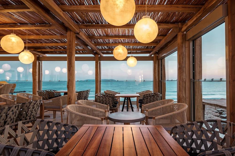 Mitsis Rinela Beach Resort & Spa