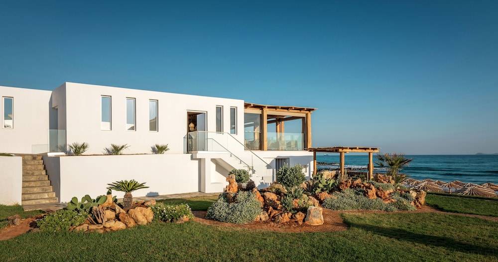 Mitsis Rinela Beach Resort & Spa