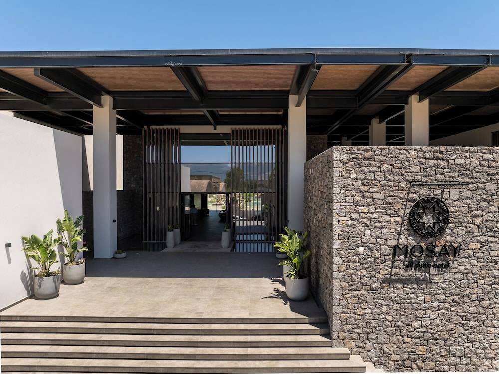 Mosay All Suite Hotel