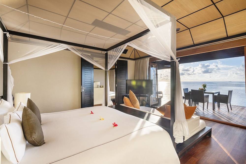 Lily Beach Resort & Spa