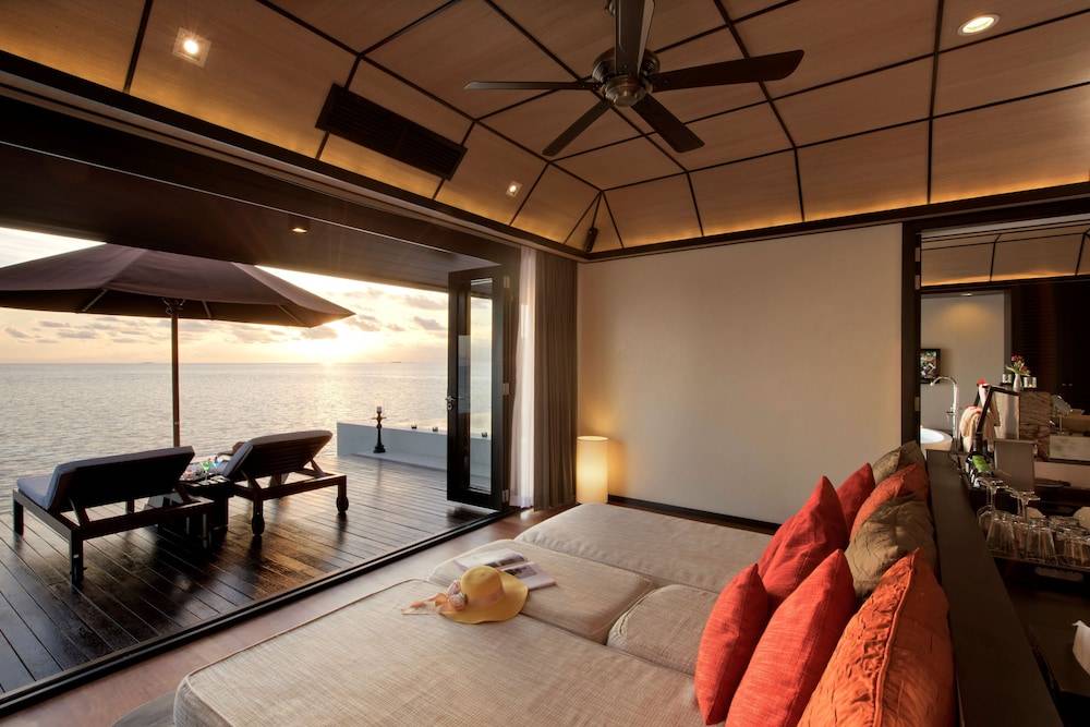 Lily Beach Resort & Spa