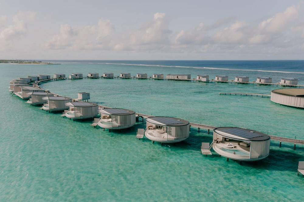 The Ritz-Carlton Maldives, Fari Islands