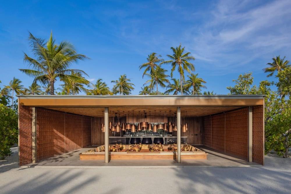 The Ritz-Carlton Maldives, Fari Islands