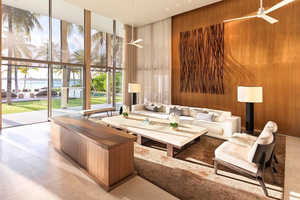 The Ritz-Carlton Maldives, Fari Islands