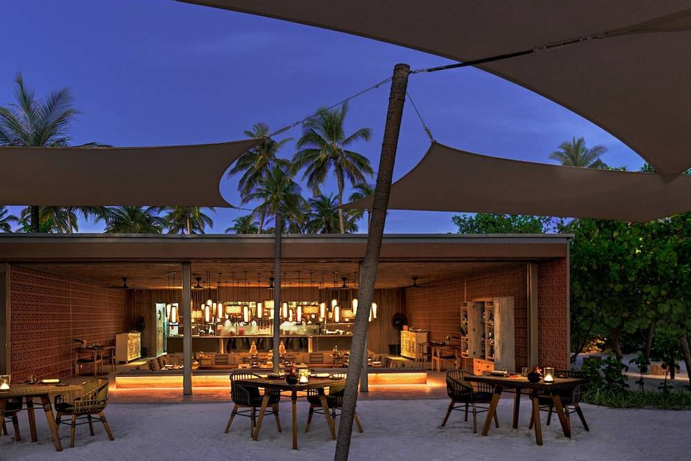The Ritz-Carlton Maldives, Fari Islands