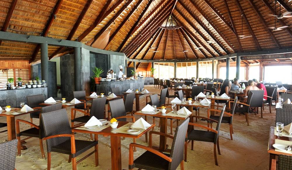 Komandoo Maldives Island Resort