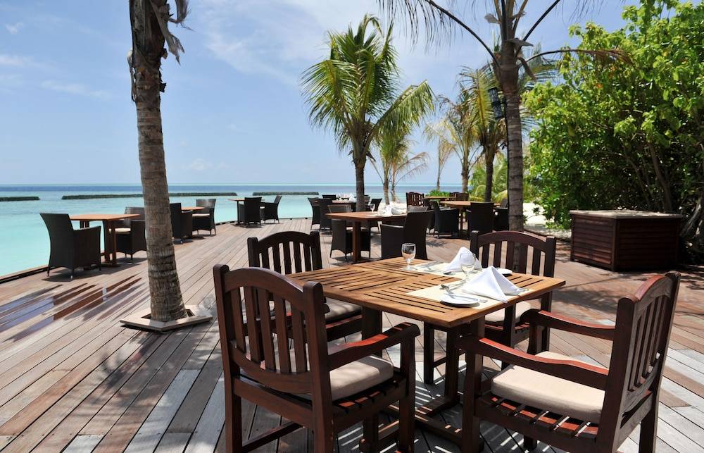Komandoo Maldives Island Resort
