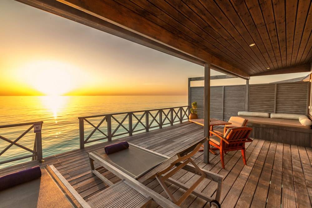 Komandoo Maldives Island Resort