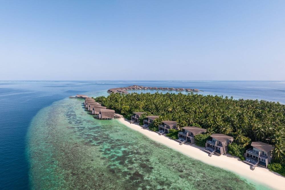 The St. Regis Maldives Vommuli Resort