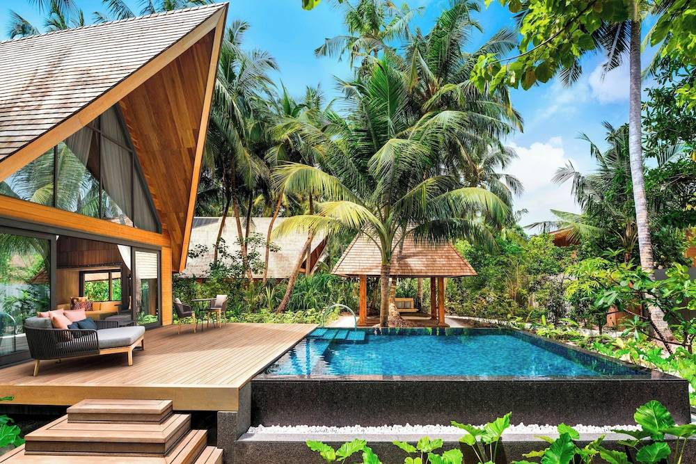 The St. Regis Maldives Vommuli Resort