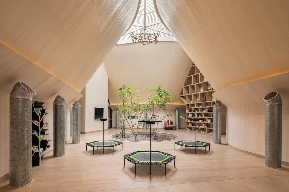 The St. Regis Maldives Vommuli Resort