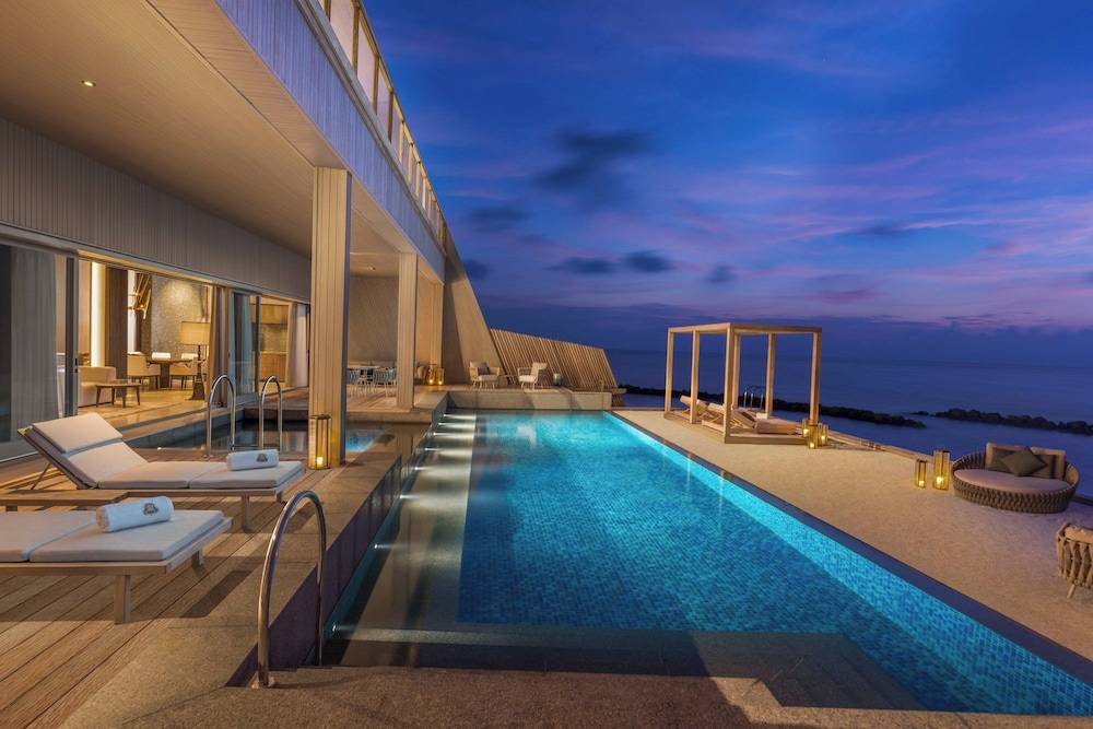 The St. Regis Maldives Vommuli Resort