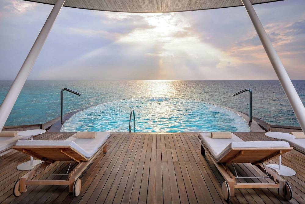 The St. Regis Maldives Vommuli Resort