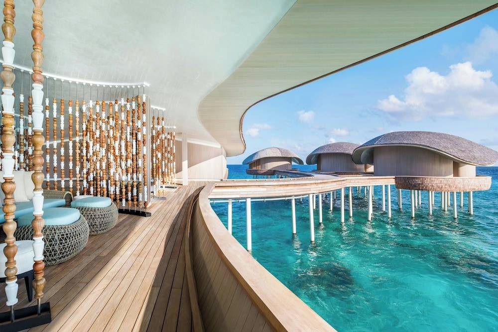The St. Regis Maldives Vommuli Resort