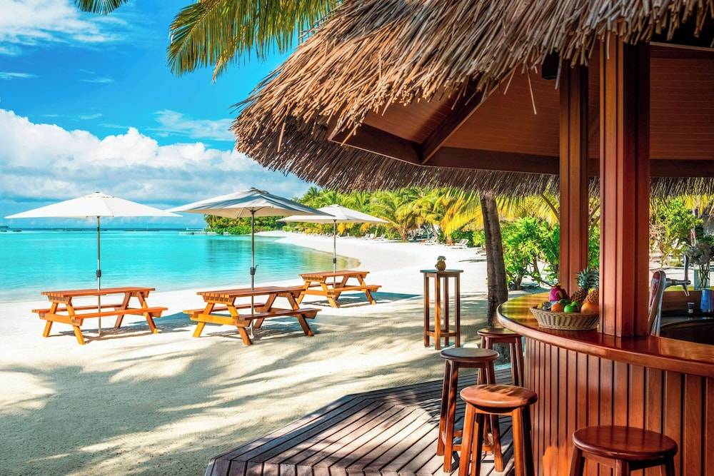 The St. Regis Maldives Vommuli Resort