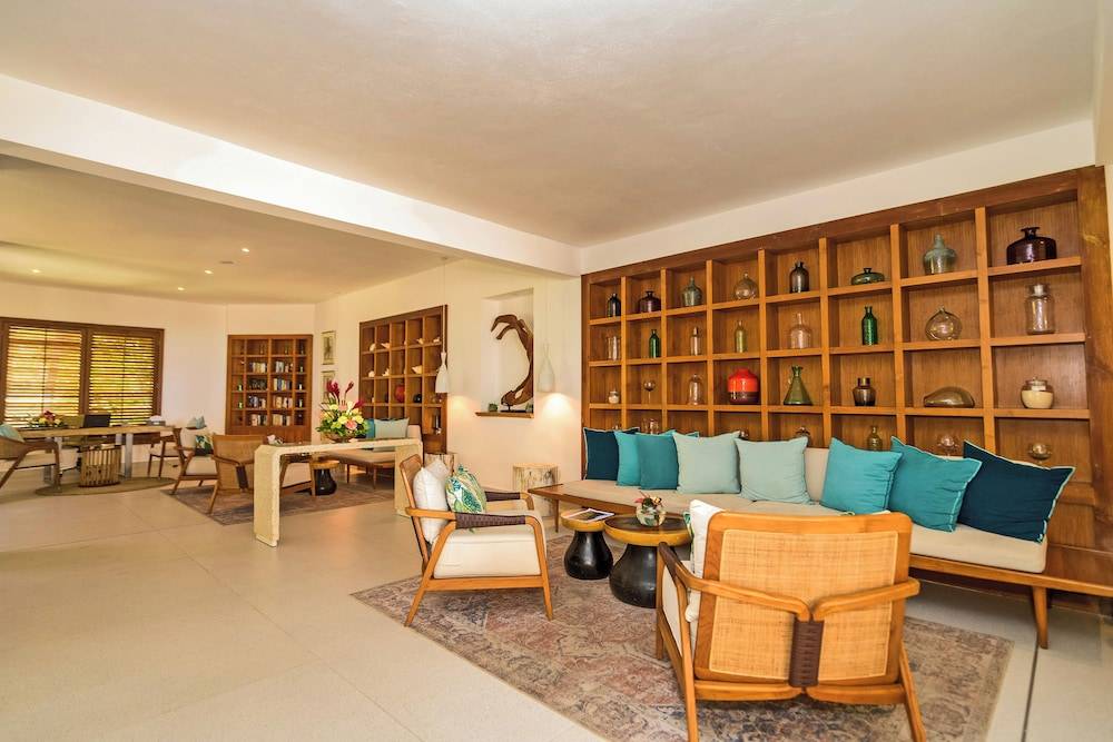 Seasense Boutique Hotel & Spa