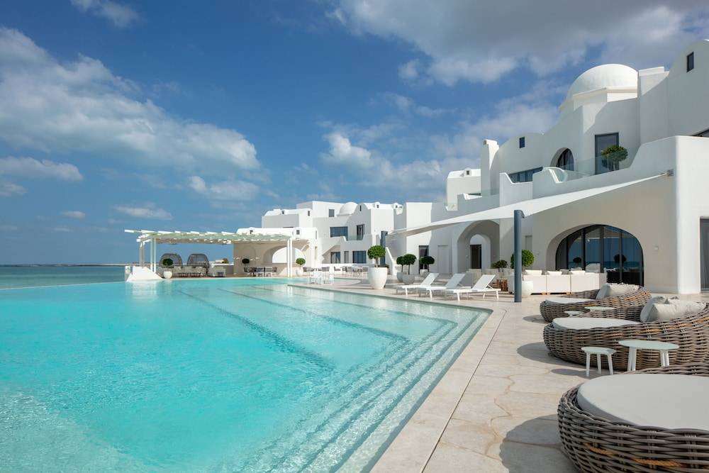 Anantara Santorini Abu Dhabi Retreat - Adults Only