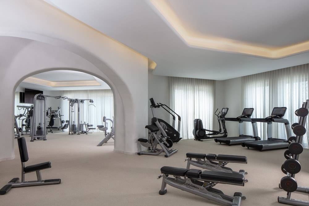 Anantara Santorini Abu Dhabi Retreat - Adults Only