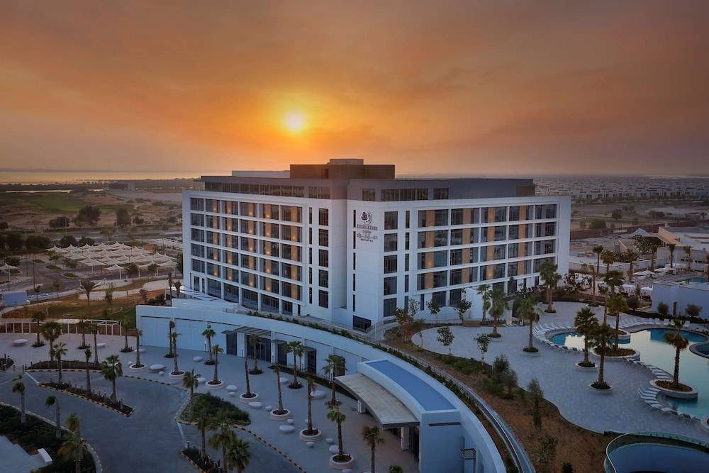 Doubletree By Hilton Abu Dhabi Yas Island Residences Doubletree By Hilton Abu Dhabi Yas Island Residences