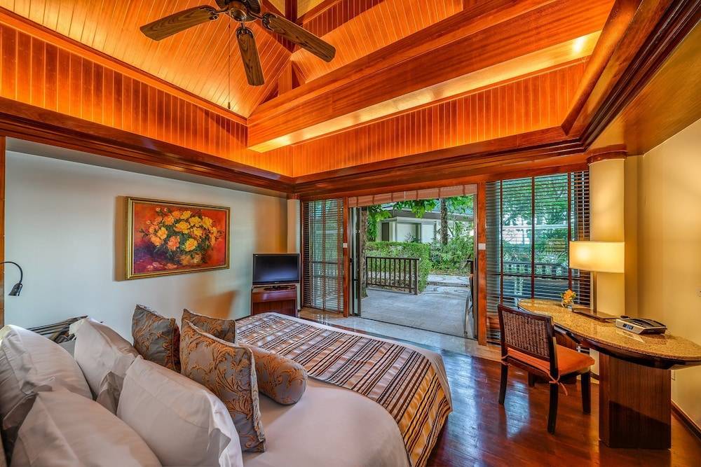 Centara Grand Beach Resort & Villas Krabi