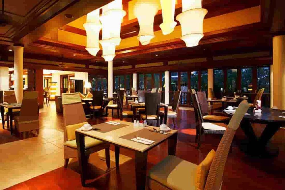 Centara Grand Beach Resort & Villas Krabi