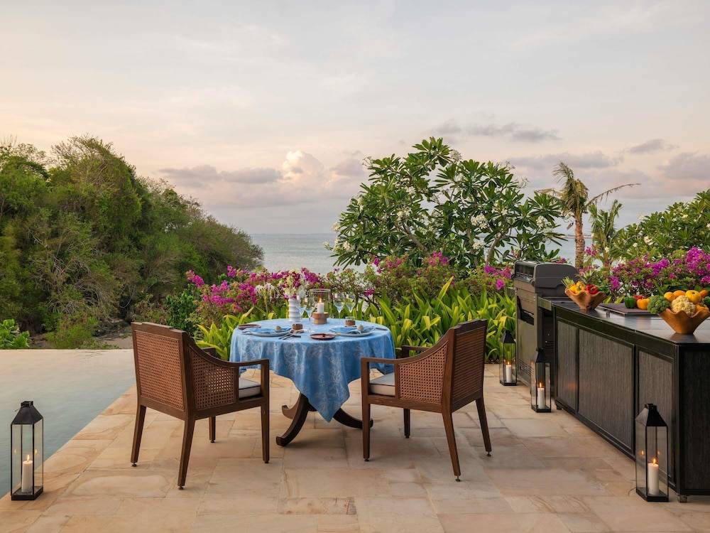 RAFFLES BALI