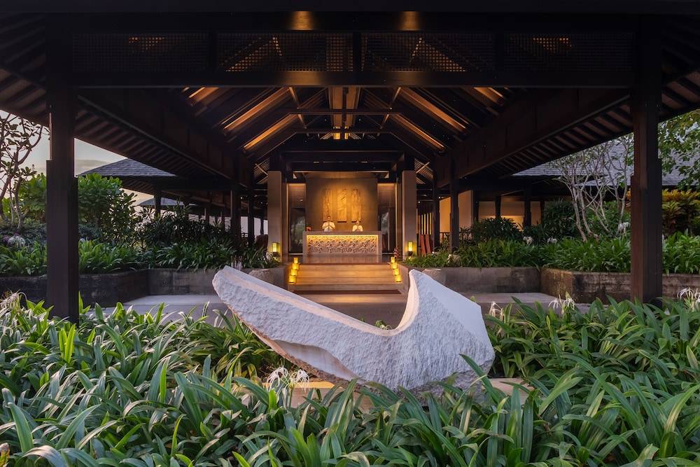 RAFFLES BALI