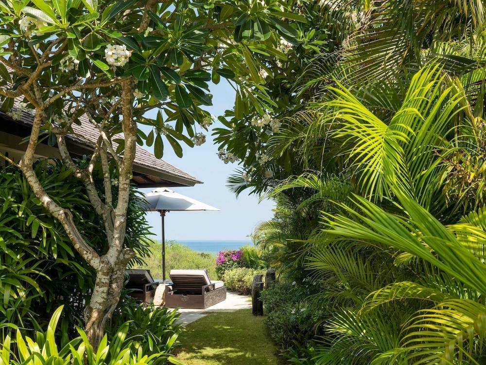 RAFFLES BALI