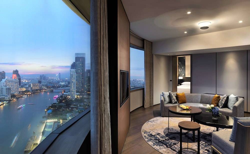 Millennium Hilton Bangkok