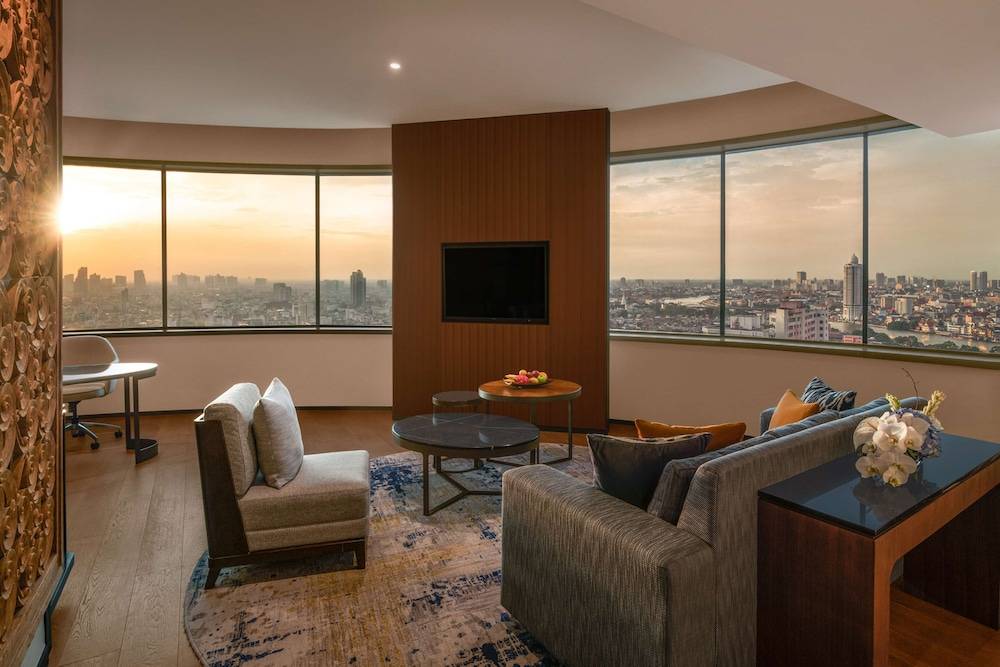 Millennium Hilton Bangkok