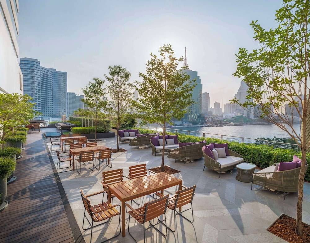 Millennium Hilton Bangkok