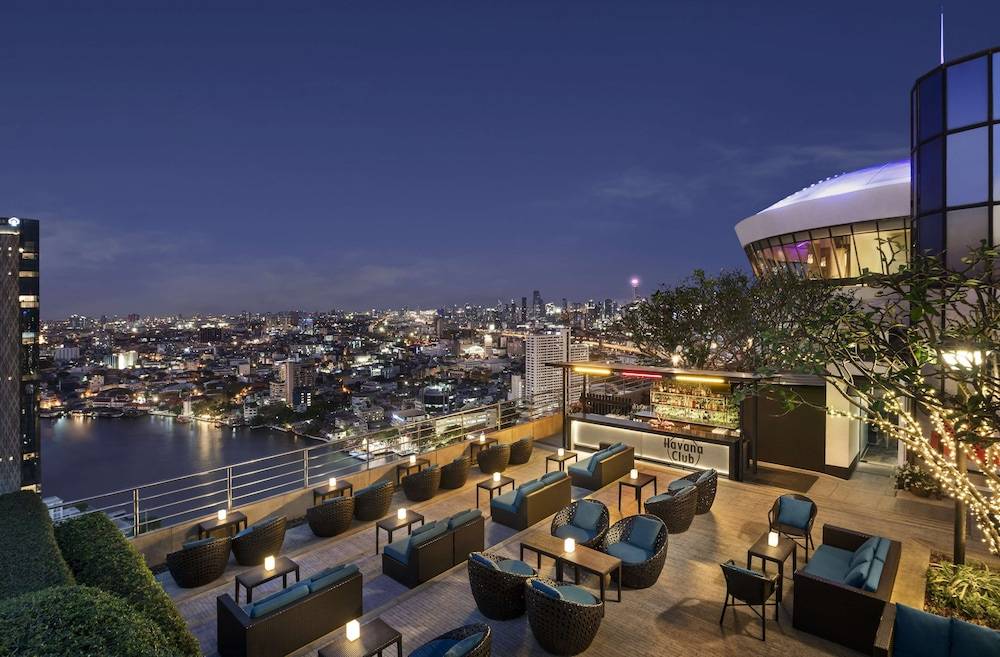 Millennium Hilton Bangkok Millennium Hilton Bangkok