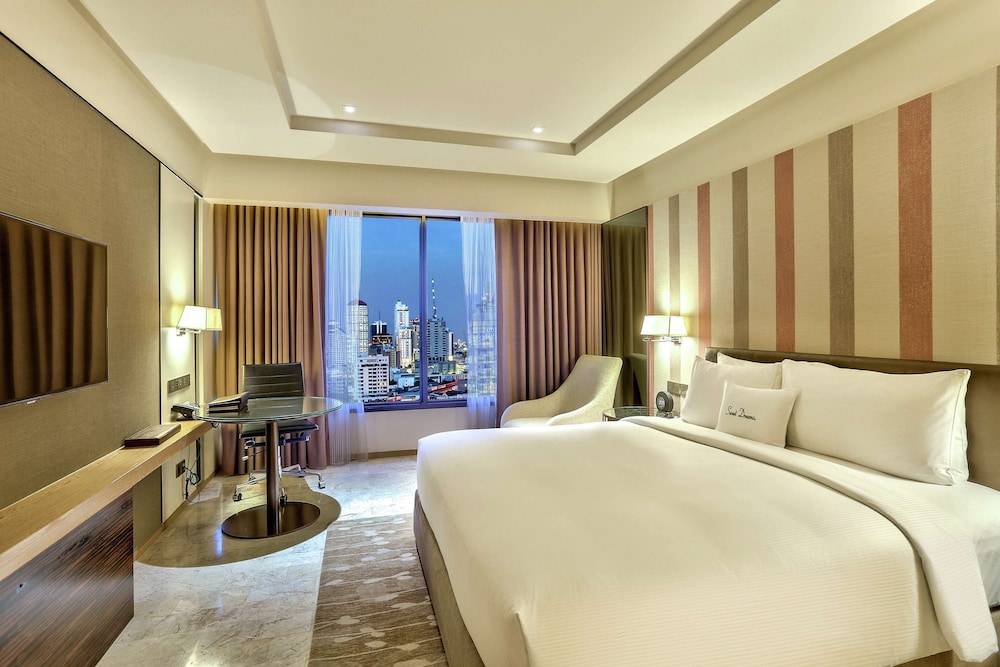 DoubleTree by Hilton Hotel Sukhumvit Bangkok DoubleTree by Hilton Hotel Sukhumvit Bangkok