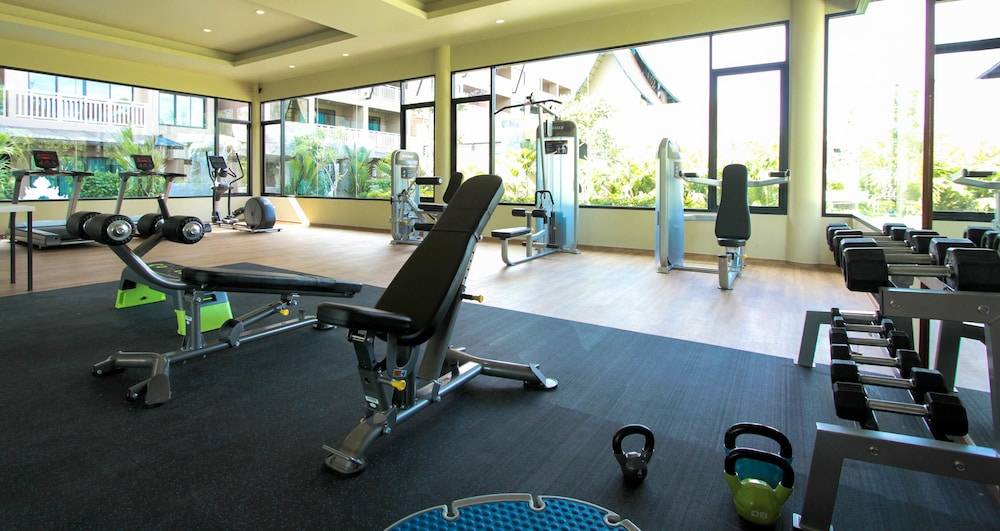 MAIKHAO PALM BEACH RESORT